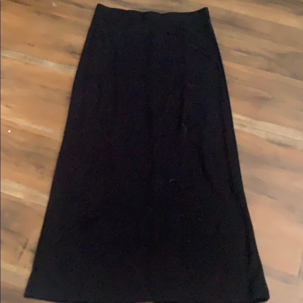 Black Midi Pencil Skirt